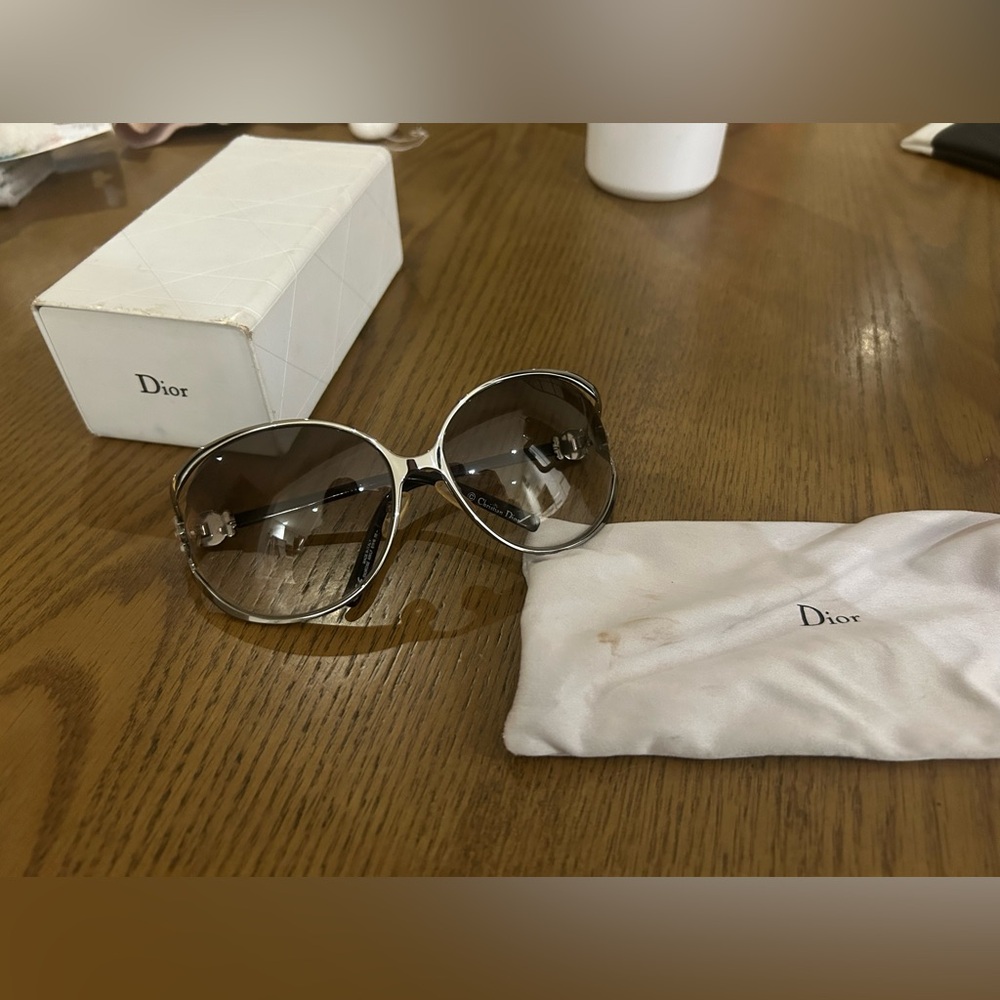 Dior Sunglasses With Case